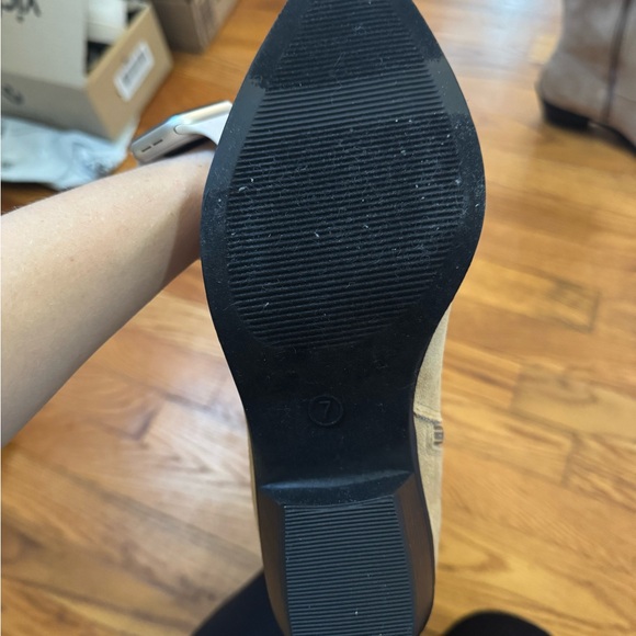 NIB Womens American Eagle tall boots size 7 - Picture 3 of 7